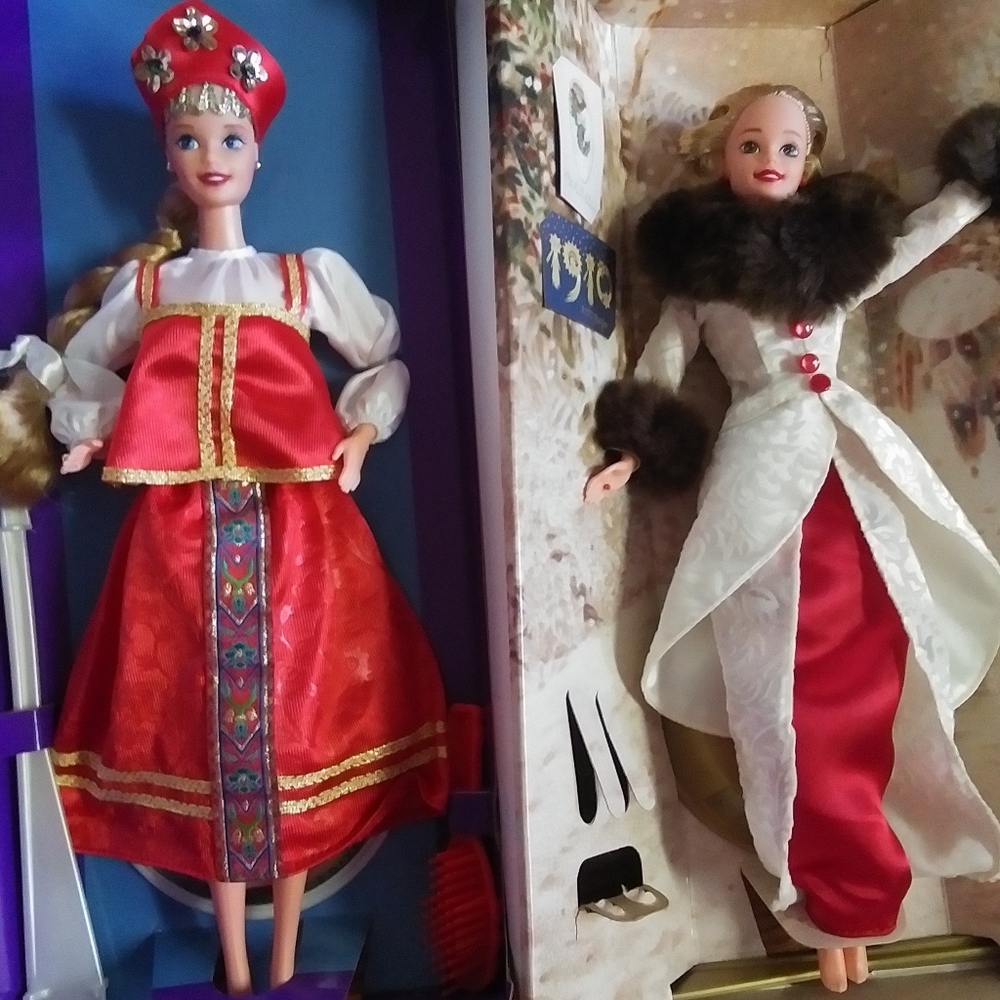 Bundle of new Barbie, still attached to backing.